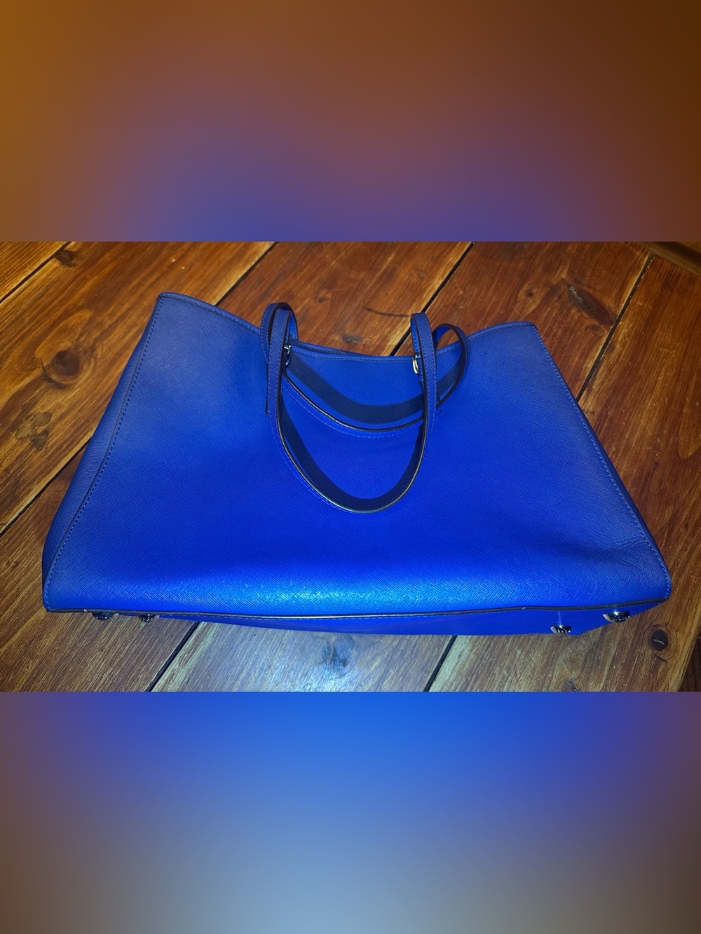 Michael Kors Jet Set Travel Large Tote Bag in Royal Blue - Picture 9 of 14